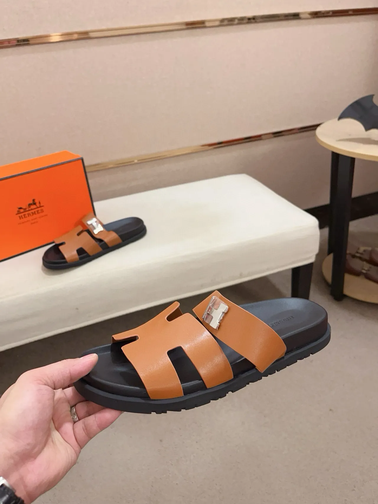 Hermès Oran Tan Leather H-Clasp Casual Sandals 3