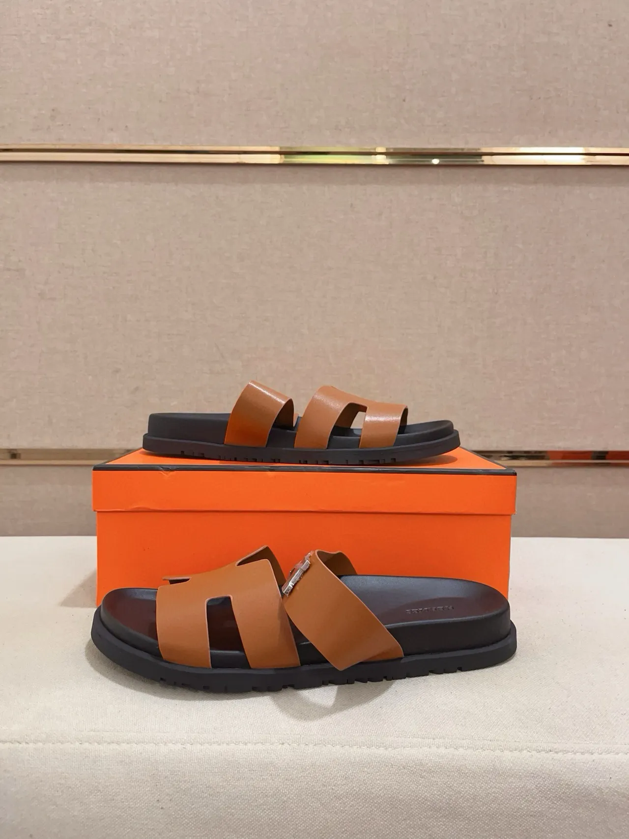 Hermès Oran Tan Leather H-Clasp Casual Sandals 7