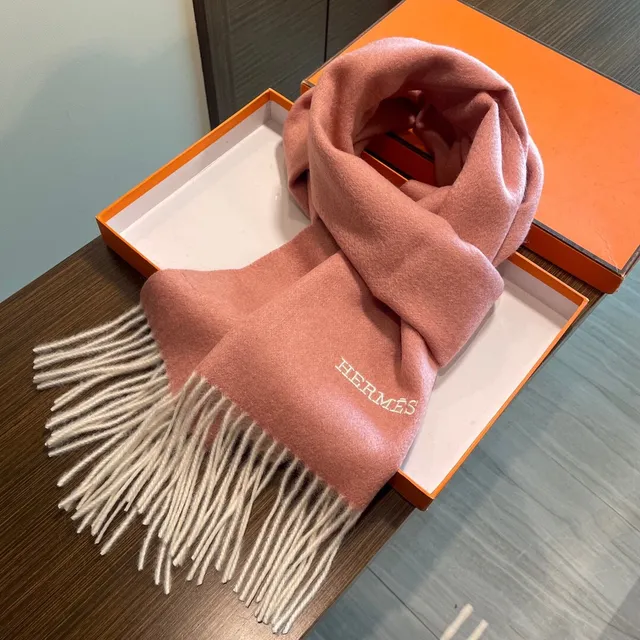 Hermès وردي بيج نسيج نصي الملمس حواف مزينة وشاح كشمير 6
