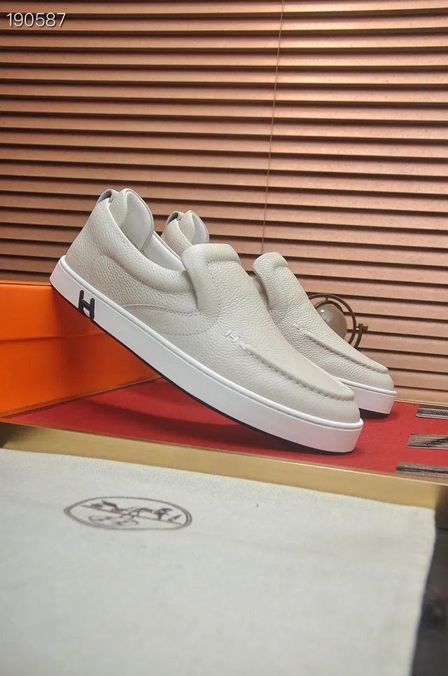 Hermès Slip-On Pebbled Leather Off-White Casual Shoes 8