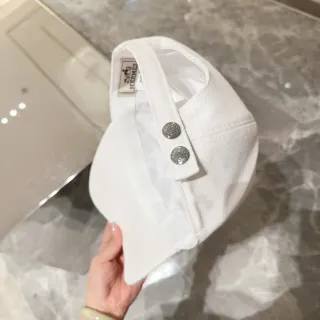 Hermès সাদা ক্যানভাস স্ন্যাপ-ব্যাক বেসবল ক্যাপ