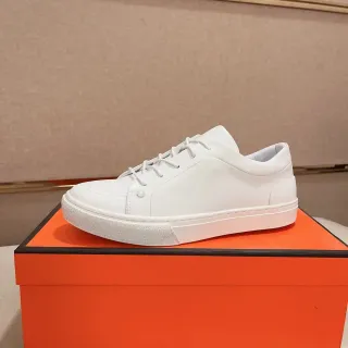 Hermès White Leather Low-Top Lifestyle Sneaker