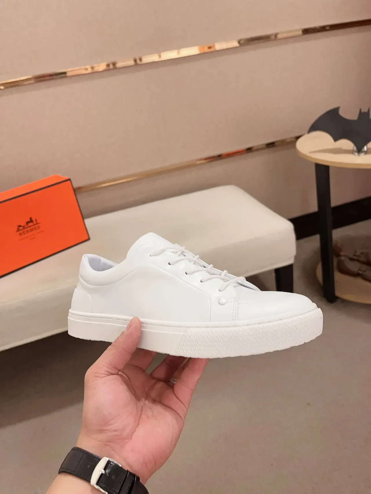 Hermès White Leather Low-Top Lifestyle Sneaker 4