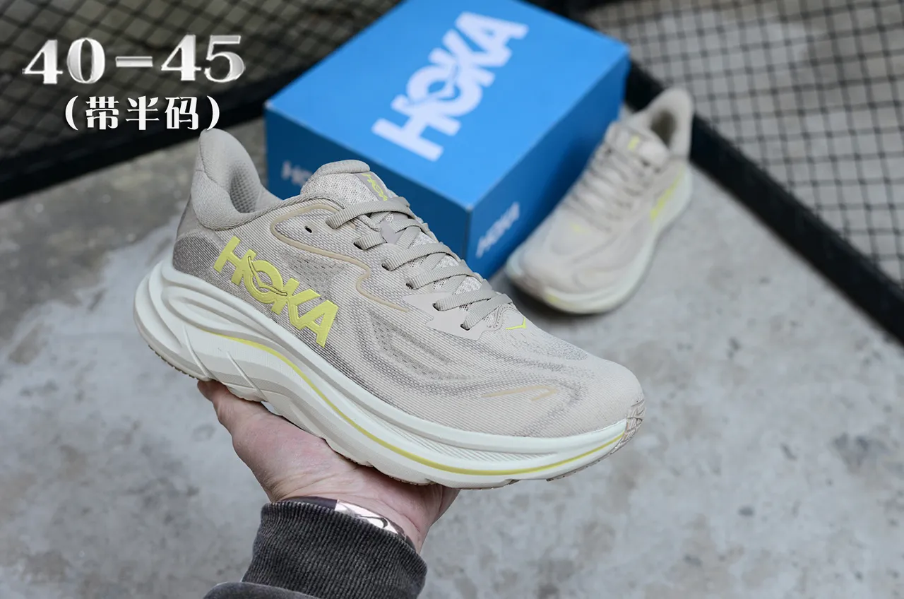 Hoka Beige Jaune Upper knit ingénierie Semelle intermédiaire sculptée épaisse Chaussures de running 3