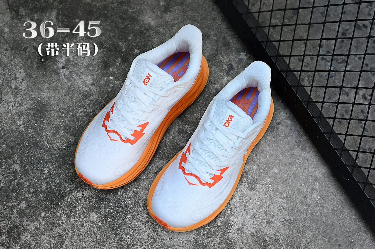 Hoka Blanc Orange Semelle Maximaliste Rembourrée Haut en Maille Conçu Chaussures de course 4