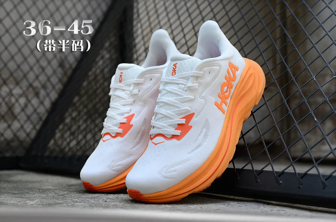 Hoka Blanc Orange Semelle Maximaliste Rembourrée Haut en Maille Conçu Chaussures de course 5
