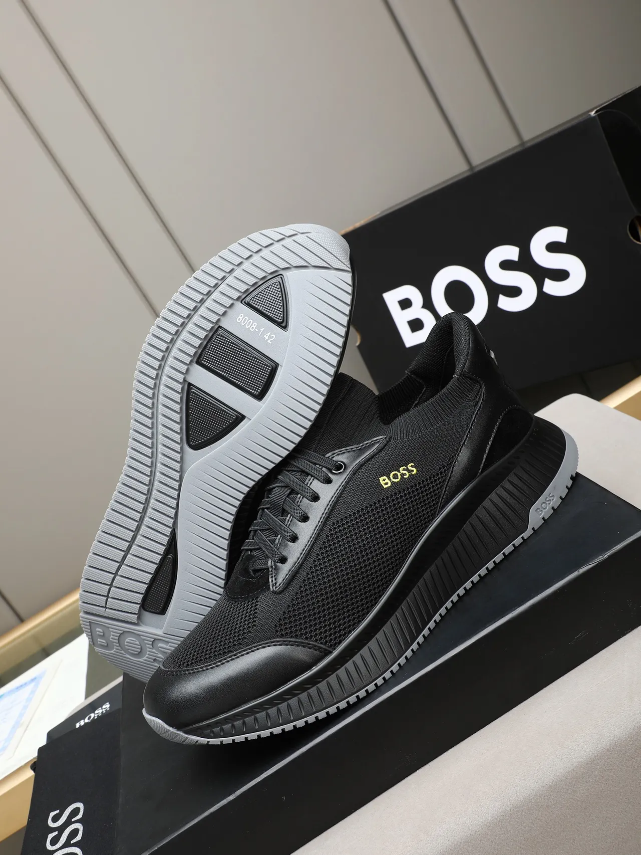 Hugo Boss حذاء رياضي أسود شبكي مضفر بنمط الحياة 4