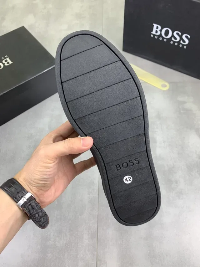 Hugo Boss Black Leather and Suede Platform Lifestyle Sneaker 2