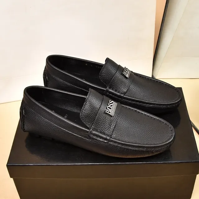 Hugo Boss Black Pebbled Leather Penny Strap Loafer 8