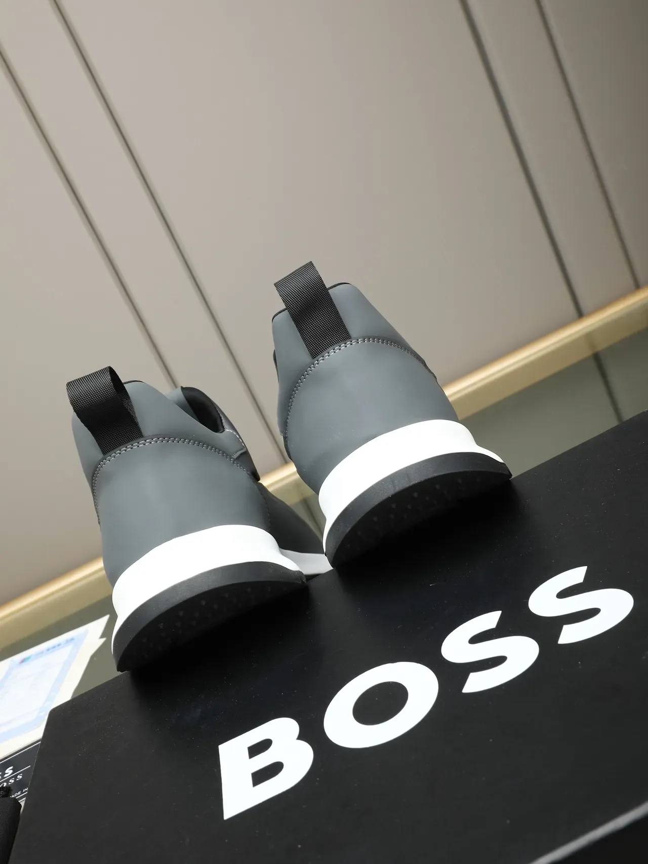 Hugo Boss Chaussure lifestyle grise à enfiler 3