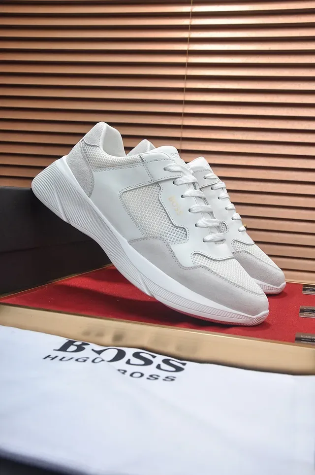 Hugo Boss أبيض ورمادي علو من مواد مختلطة محفور مع تجاعيد بارزة كعب حذاء من نمط الحياة 9