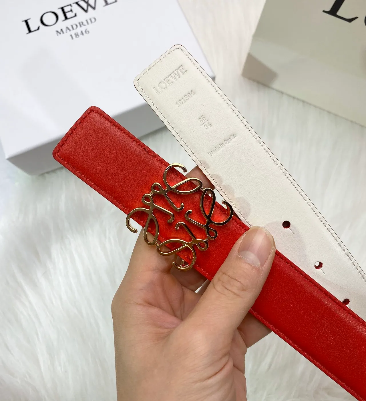 Loeve Anagram Cinturón Rojo Dorado Hebilla Lisa Cuero 8