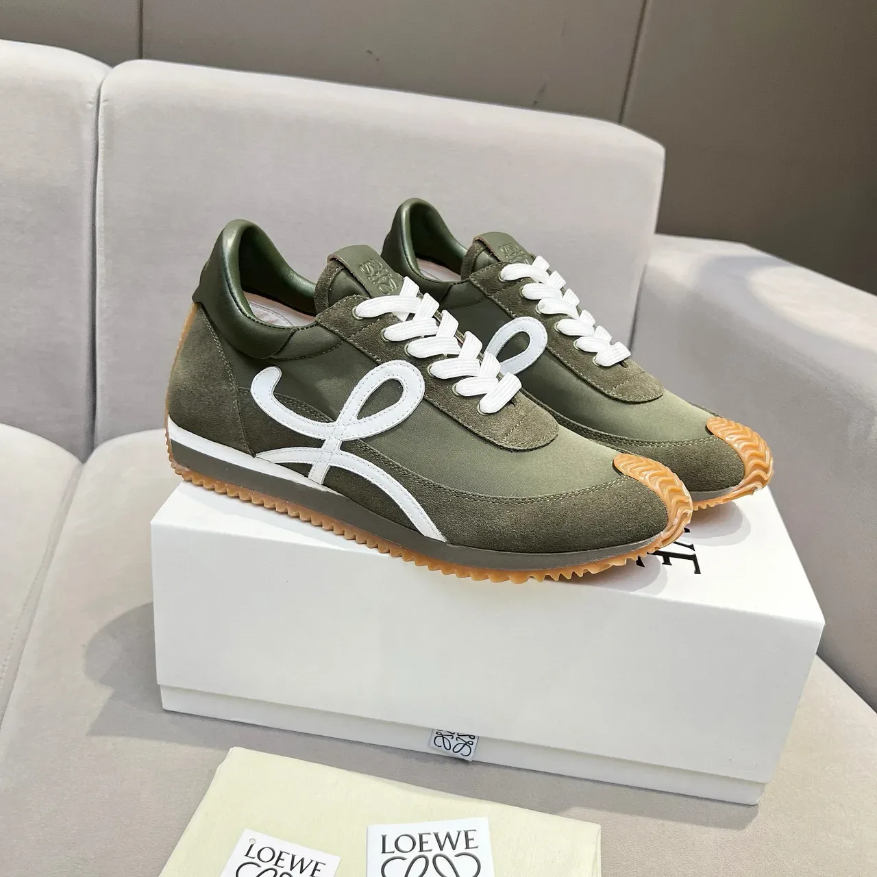 Loewe Flow Runner Vert Olive Blanc Anagram Lifestyle Sneakers 7