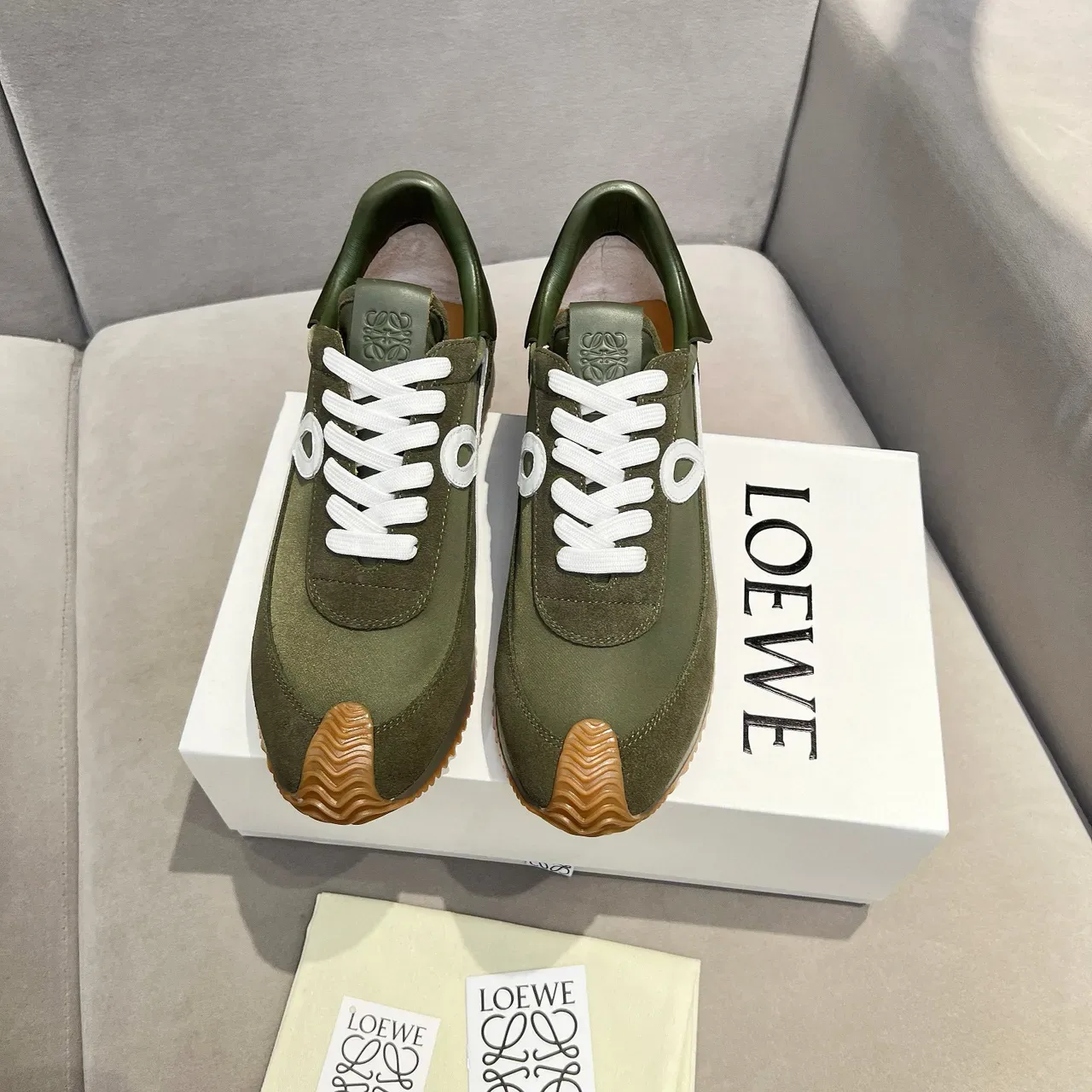 Loewe Flow Runner Vert Olive Blanc Anagram Lifestyle Sneakers 9