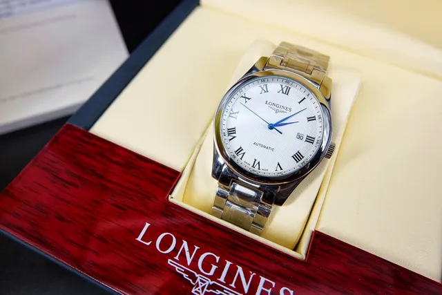 Longines White Silver Round Stainless Steel Case Textured Dial Mechanical Watch 8