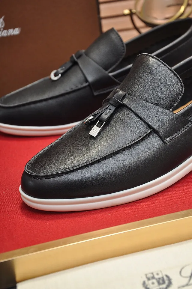 Loro Piana Mocassin en Cuir Noir et Blanc avec Lanière Tassel 3