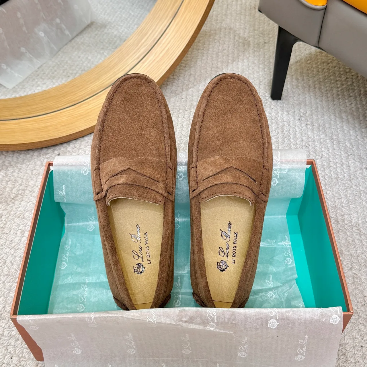Loro Piana LP Dots Walk Mocassins marron en daim 3