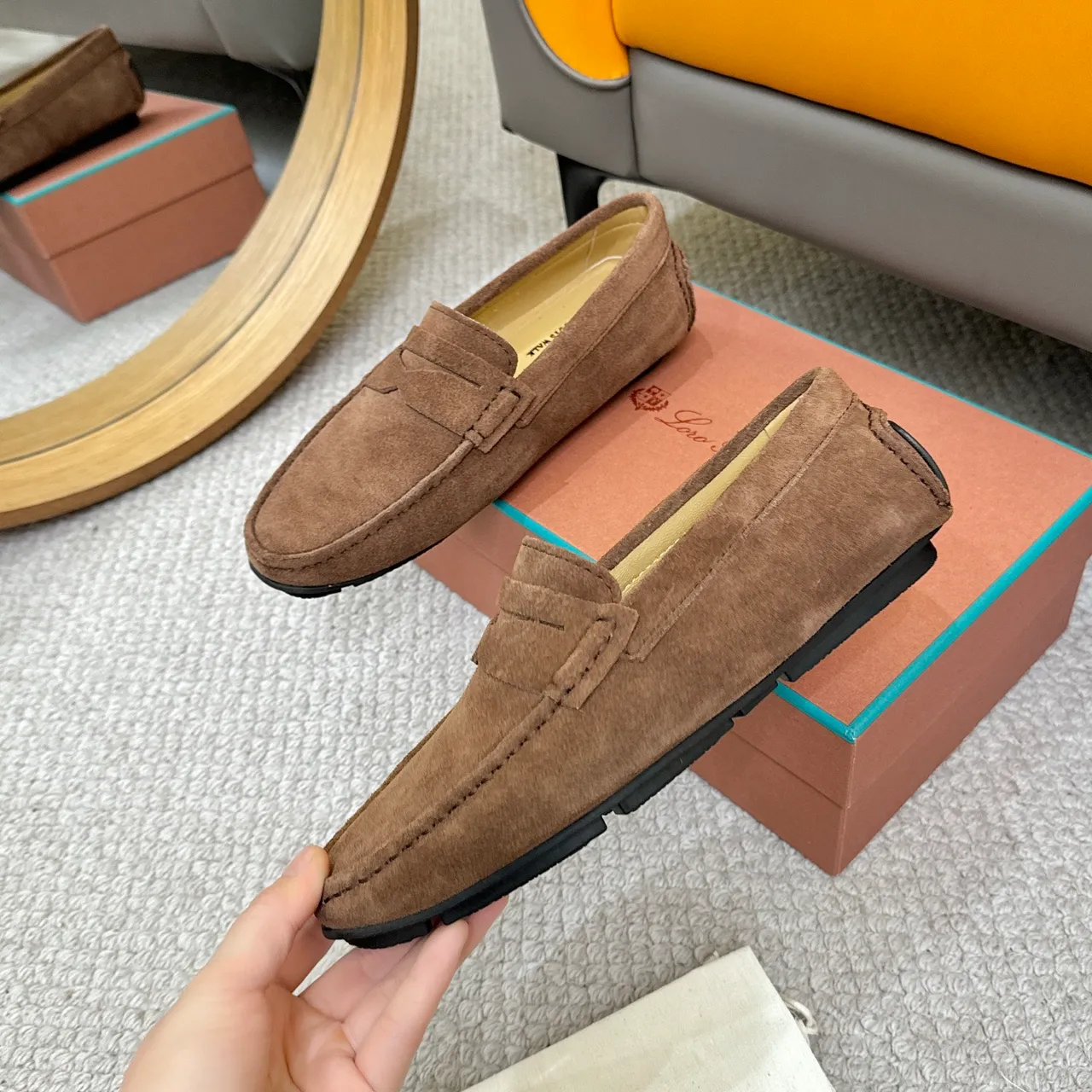 Loro Piana LP Dots Walk Mocassins marron en daim 5