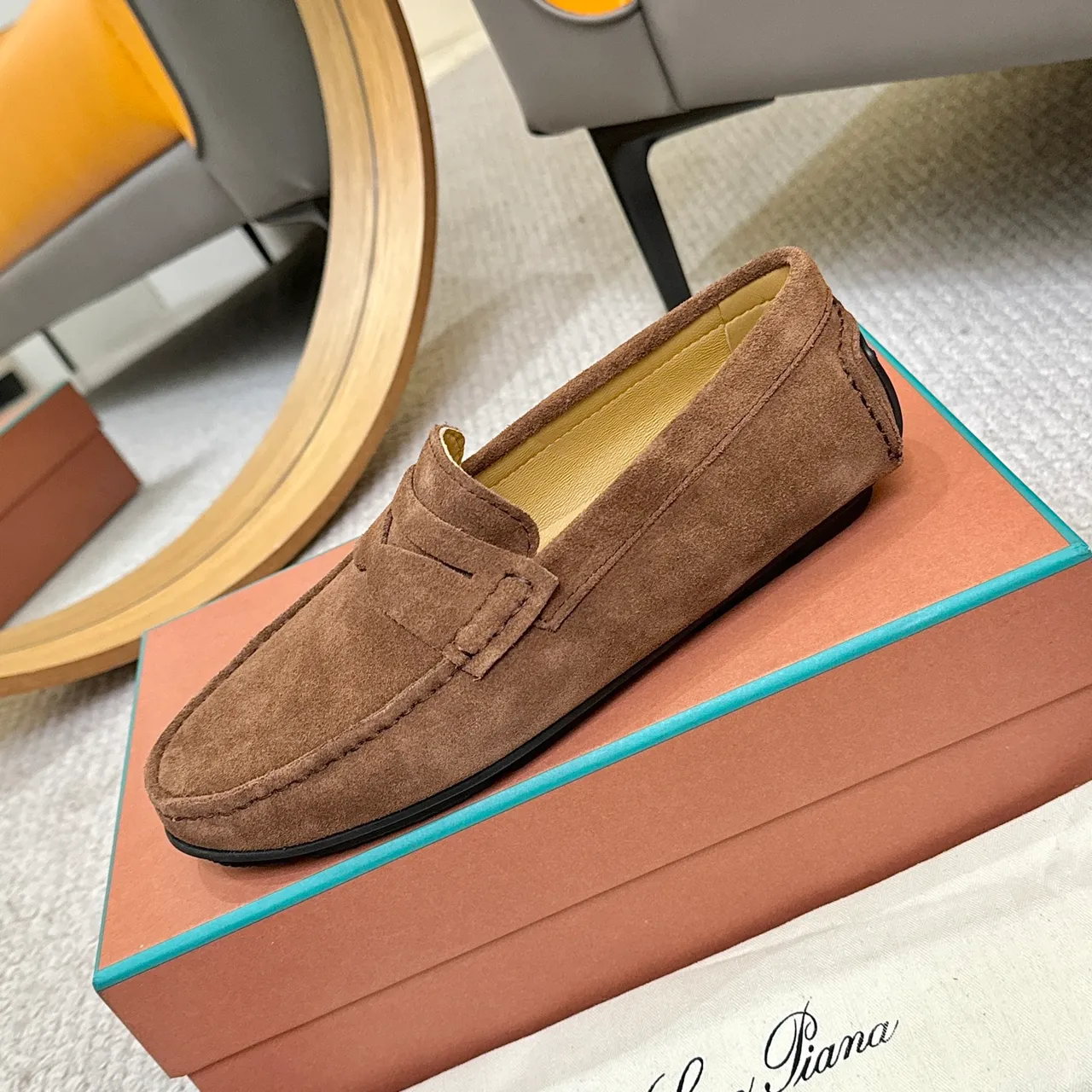 Loro Piana LP Dots Walk Mocassins marron en daim 6