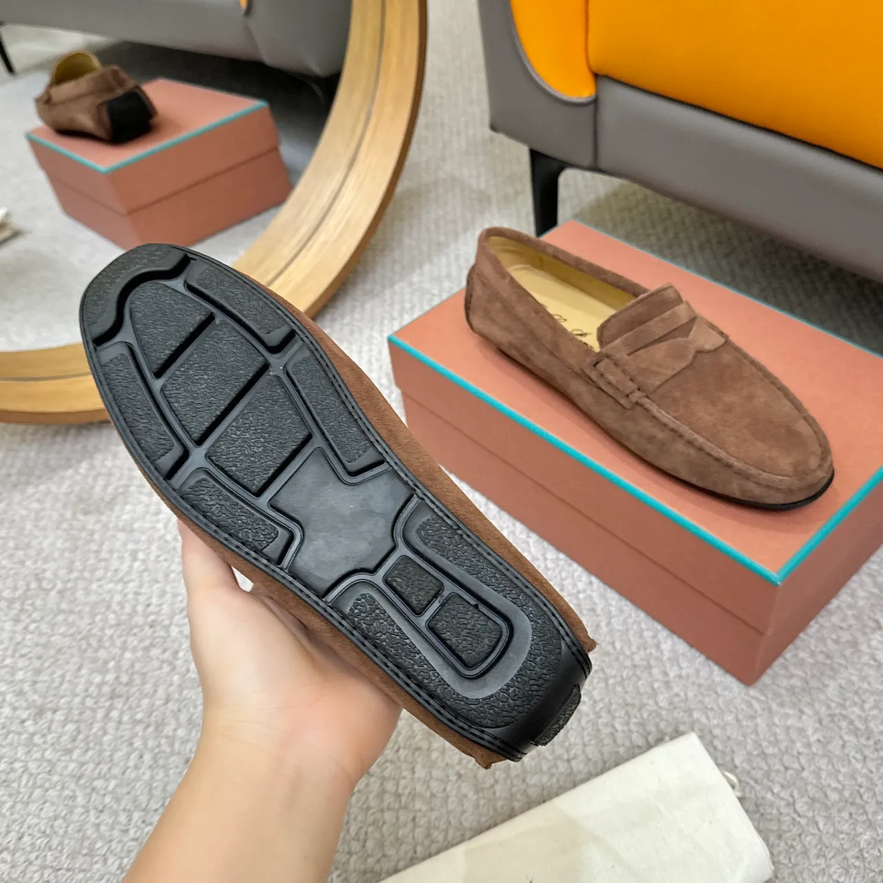 Loro Piana LP Dots Walk Mocassins marron en daim 7