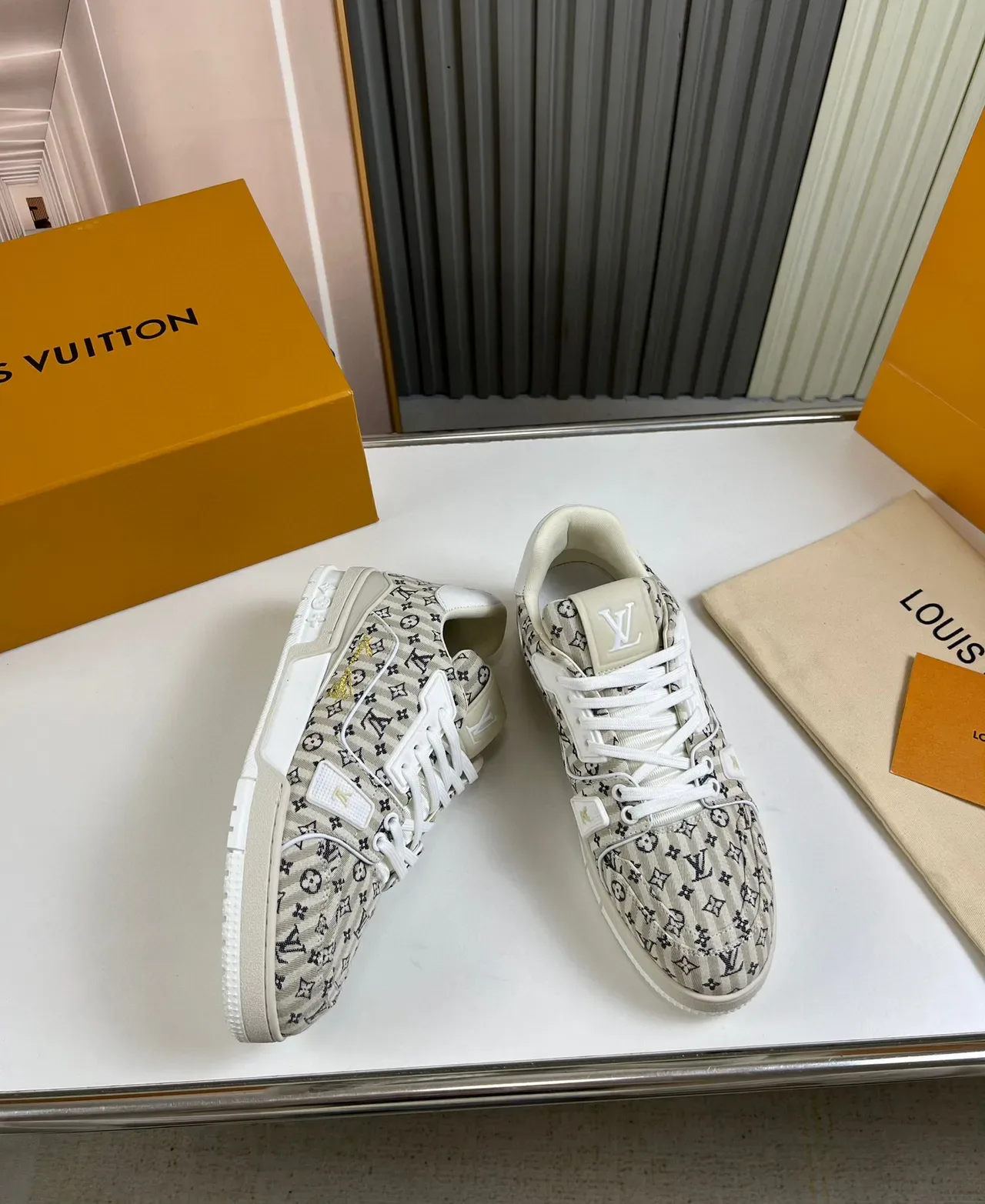 Louis Vuitton Beige White Monogram-Print Textile Upper Sculpted Midsole Lifestyle Sneakers 6