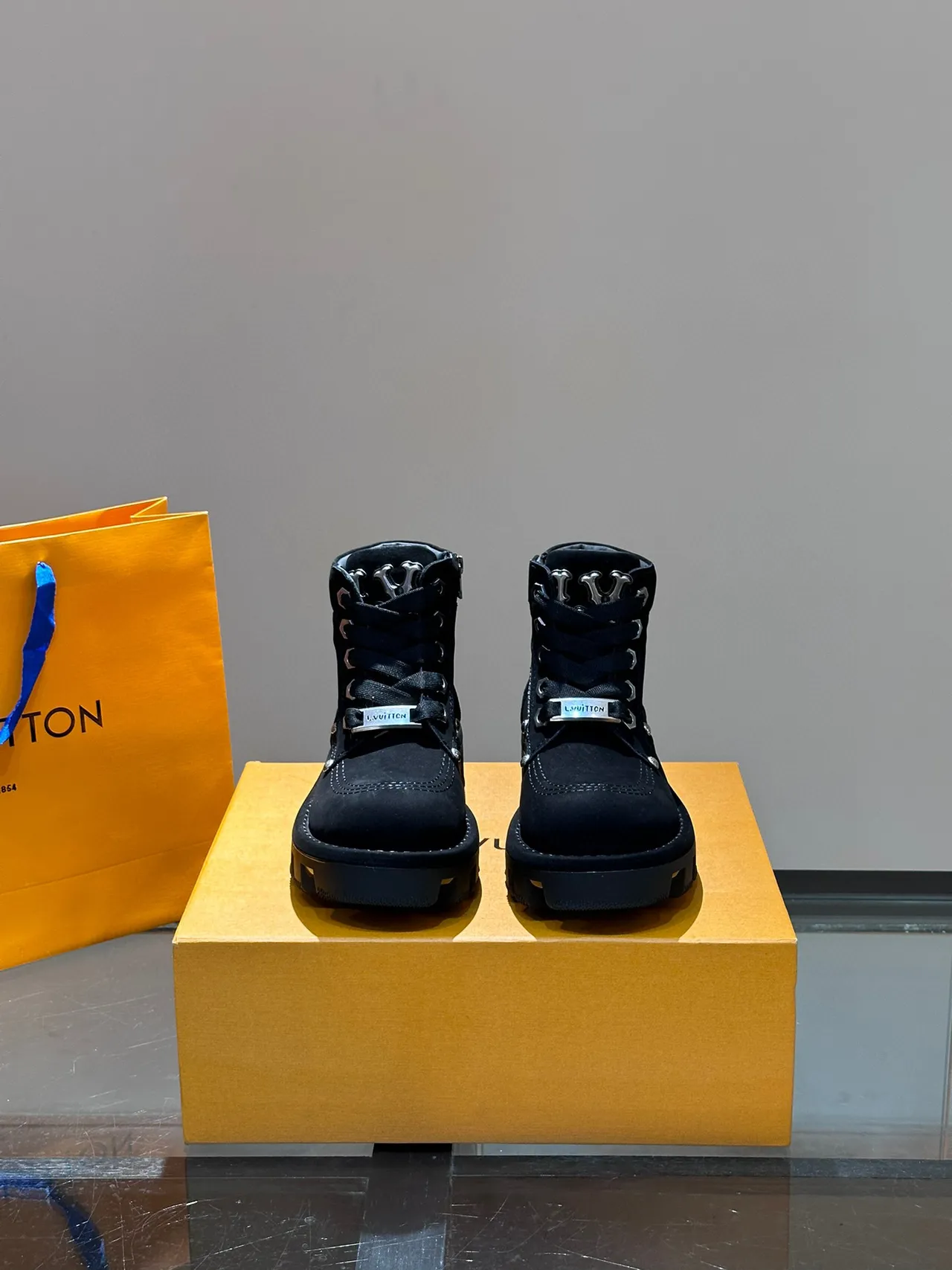 Louis Vuitton Black Chunky Lug Sole Ankle Boots 9