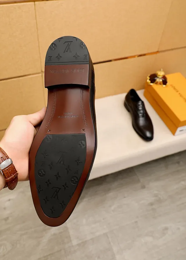 Louis Vuitton Chaussures Oxford Noir Or Cap-Toe Croc-Embossed Quarters 9