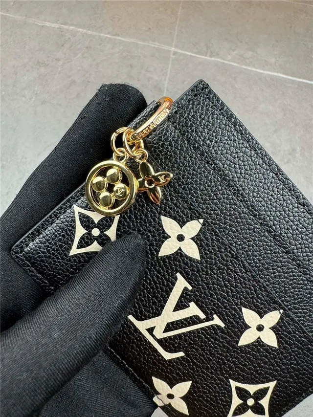 Louis Vuitton Black Gold Textured Taurillon Leather Monogram And Floral Motif Print Card Holder 2