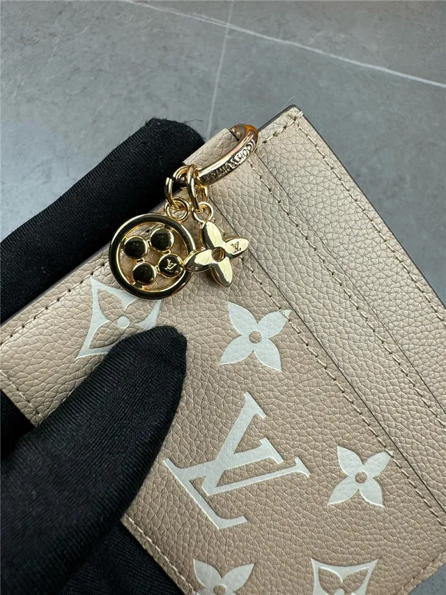 Louis Vuitton Black Gold Textured Taurillon Leather Monogram And Floral Motif Print Card Holder 8