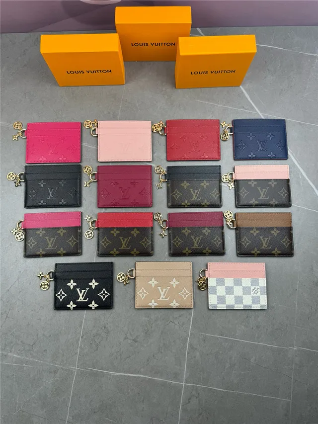 Louis Vuitton Black Gold Textured Taurillon Leather Monogram And Floral Motif Print Card Holder 22