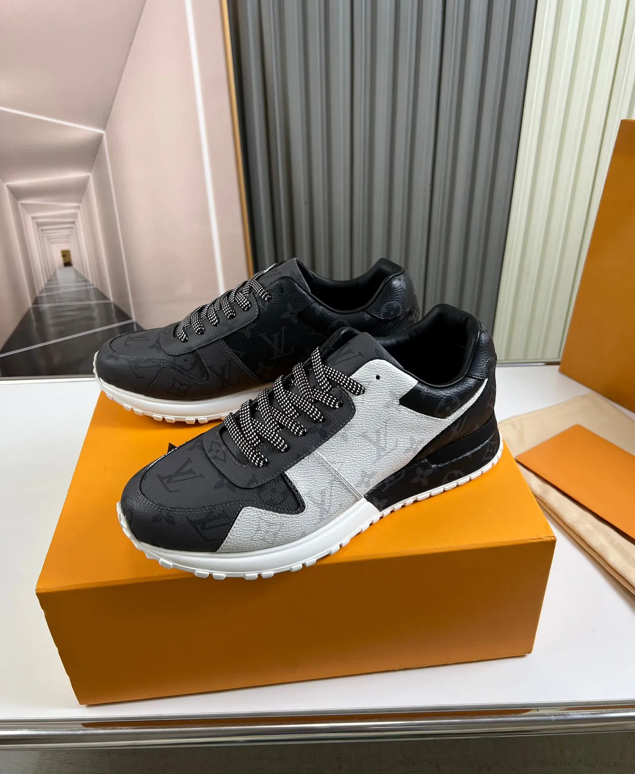 Louis Vuitton Black Gray Monogram Canvas Leather Overlays Lifestyle Sneakers 7