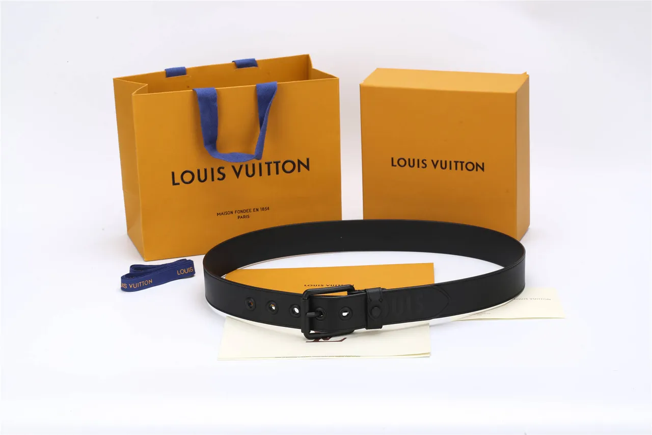 Louis Vuitton Black Matte Finish Embossed Monogram Leather Belt 2