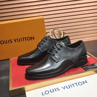 Louis Vuitton Black Patent and Monogram Leather Oxford Shoes
