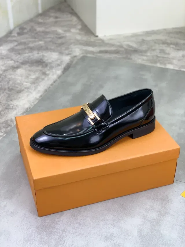 Louis Vuitton Black Patent Leather Buckle Loafer 4