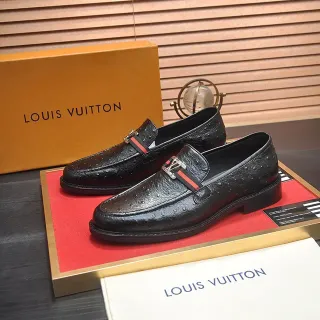 Louis Vuitton Noir Rouge Cuir d'autruche embossé Métal LV Boucle Loafer
