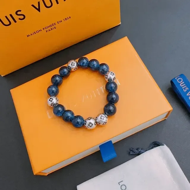 Louis Vuitton Blue and Silver Floral Bead Bracelet 4