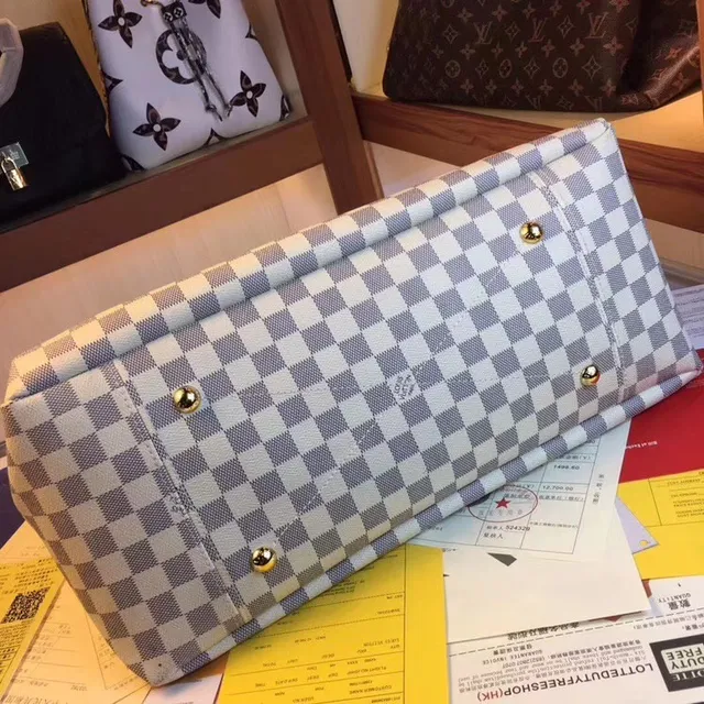 Louis Vuitton 棕色米色印花帆布卷边皮革手柄手提包 3