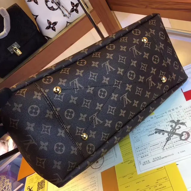 Louis Vuitton 棕色米色印花帆布卷边皮革手柄手提包 19