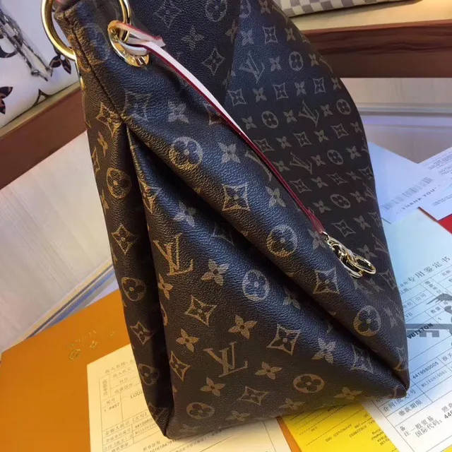 Louis Vuitton 棕色米色印花帆布卷边皮革手柄手提包 20