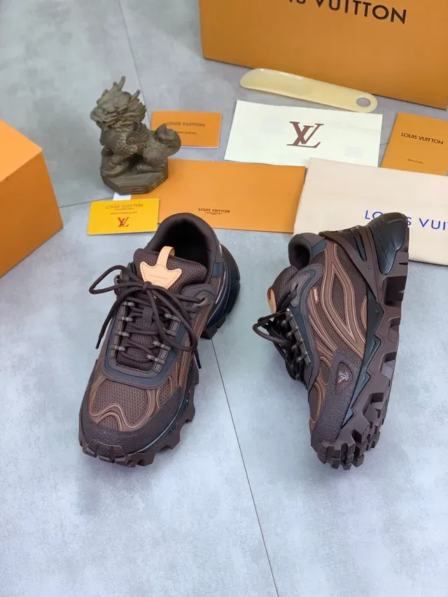 Louis Vuitton Tênis Chunky Sola Marrom Bege Malha e Sobreposições Sintéticas 6