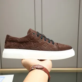 Louis Vuitton Zapatillas Lifestyle de ante marrón blanco con monograma embossado low-top con cordones