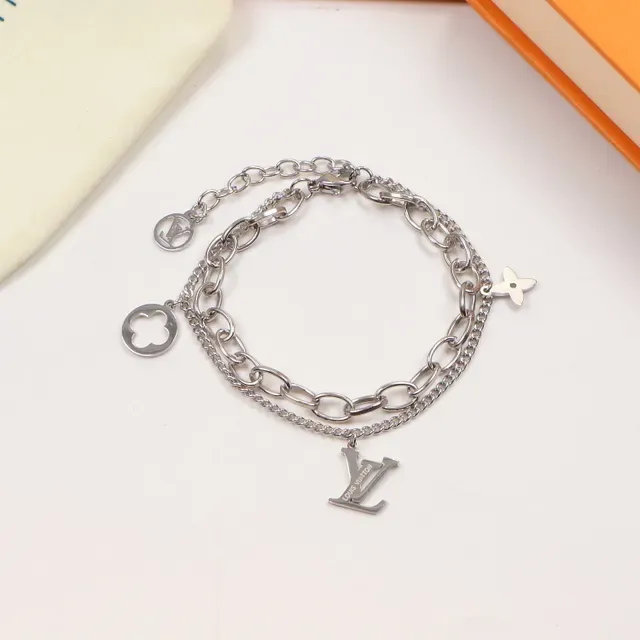 Louis Vuitton Chain Bracelet Rose Gold Yellow Gold Silver Tone Bracelets 3