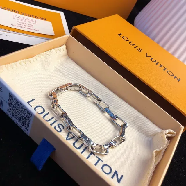 Louis Vuitton Chain Reaction Engraved Monogram Silver Bracelet 5