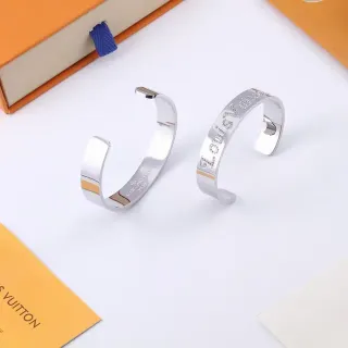 Louis Vuitton Bracelete com Logo Gravado Prata e Dourado Detalhe de Cristal Pavé