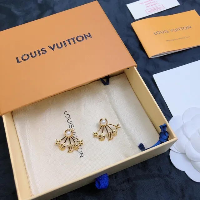 Louis Vuitton Fan-Shaped Pearl and Monogram Earrings 4