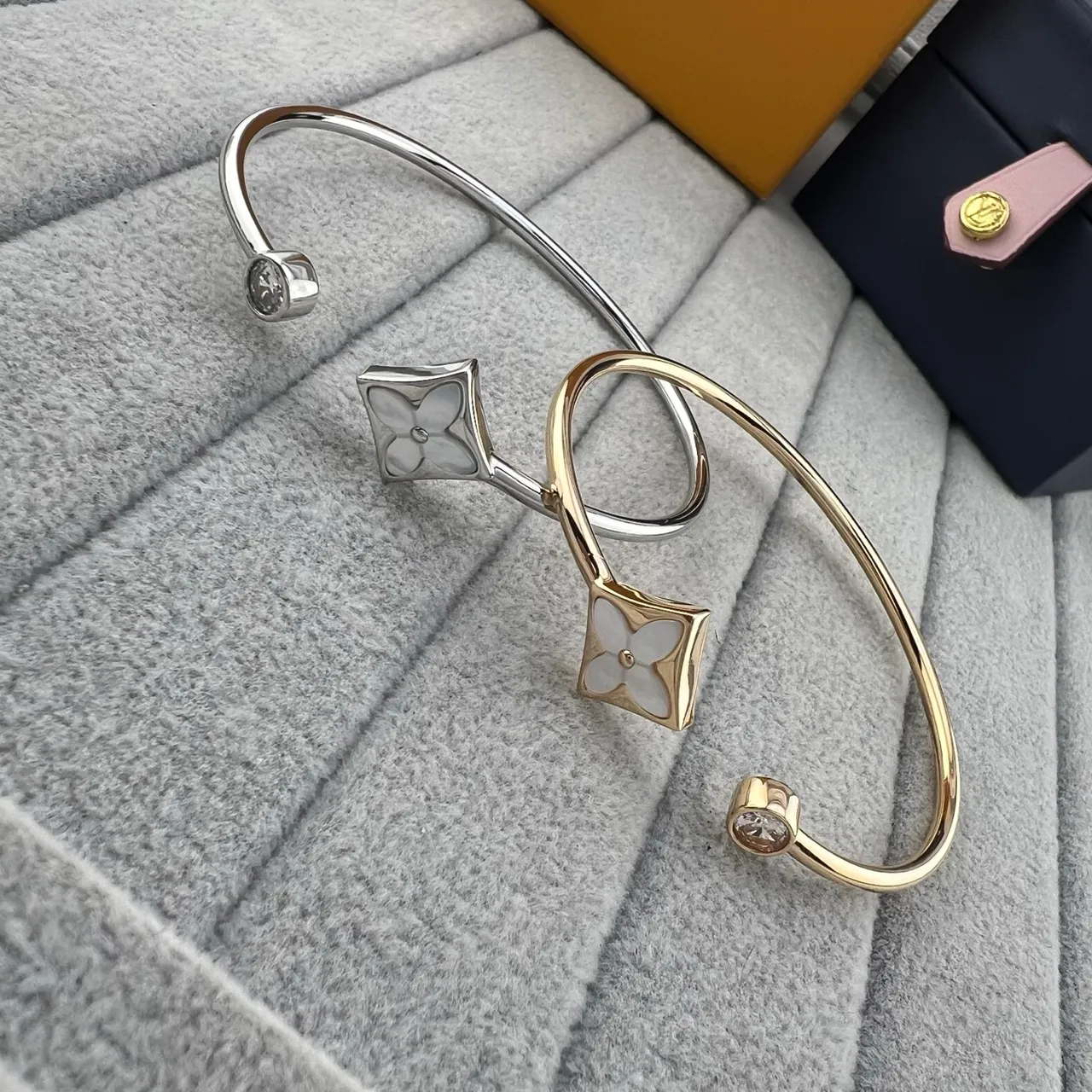 Louis Vuitton Flower Bracelet Silver Gold Open Bangle Quatrefoil Motif Bracelet 4