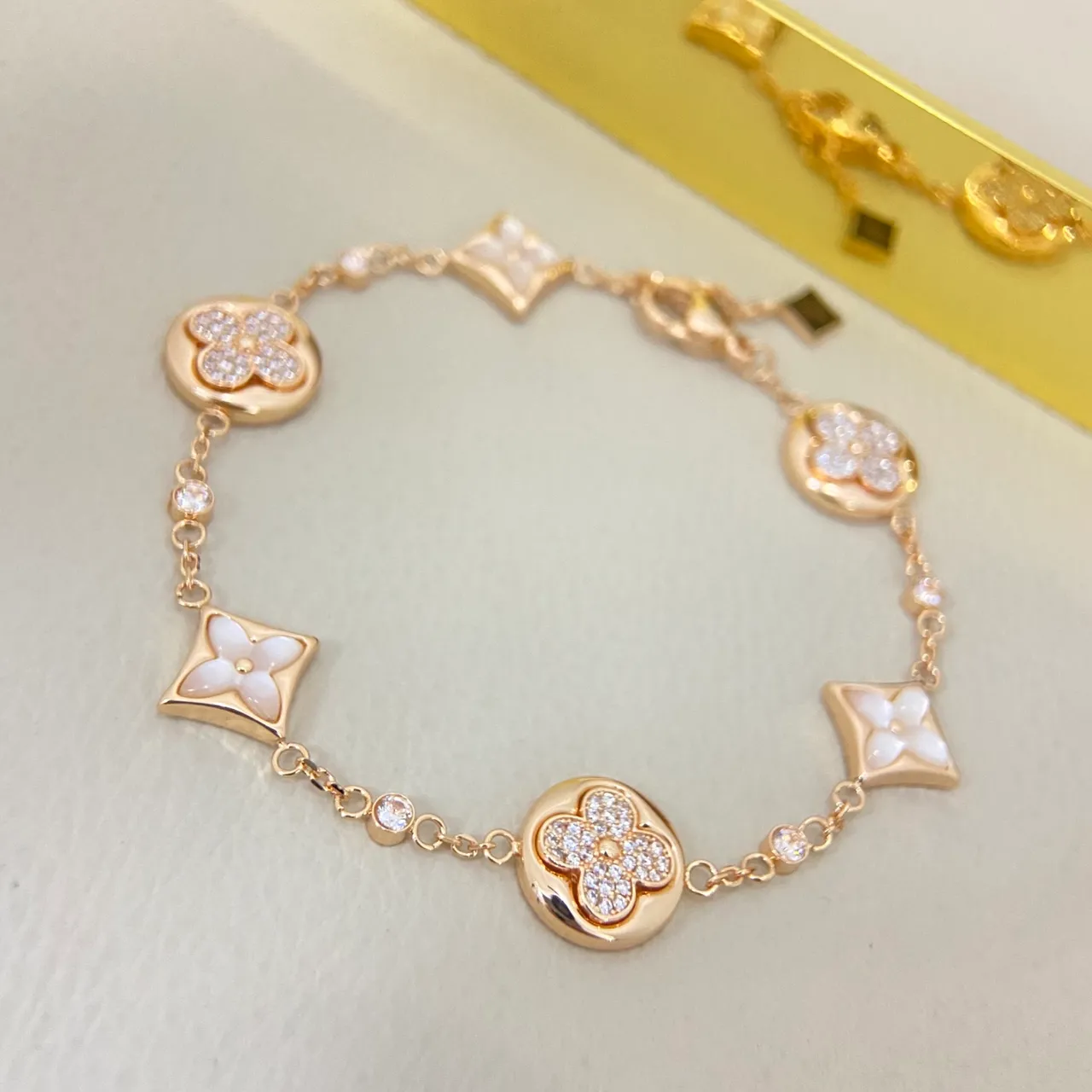 Louis Vuitton Flower Motif Rose Gold Pavé Crystal and Mother-of-Pearl Bracelet 2
