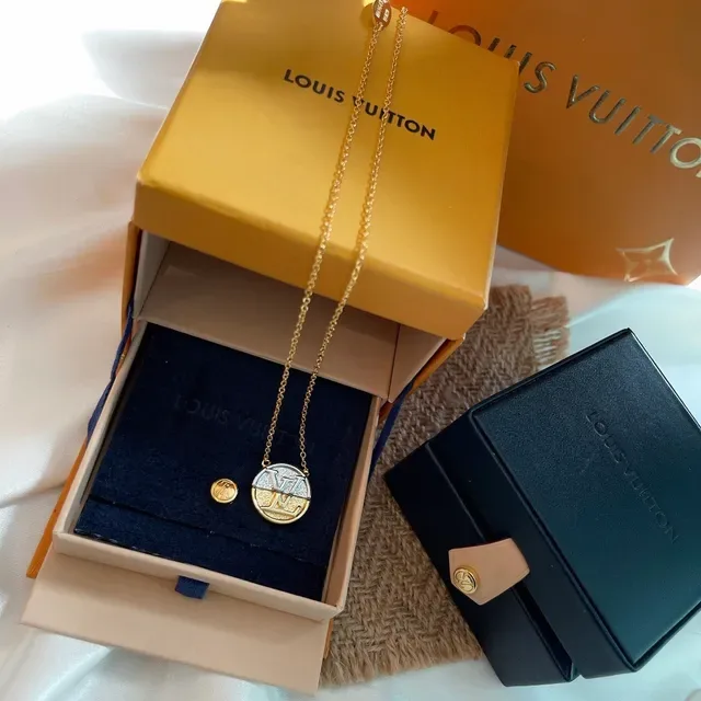 Louis Vuitton Gold Silver Chain Two-Tone Pendant Necklace 8