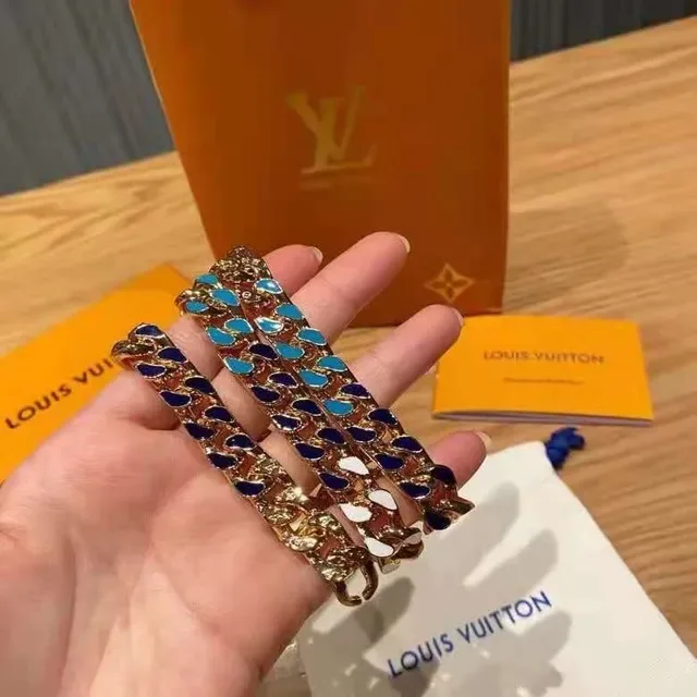 Louis Vuitton Gold-Tone Enamel Teardrop Chain Necklace 4