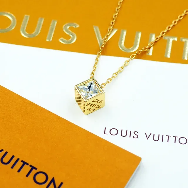 Louis Vuitton Gold Transparent Chain Square-Cut Crystal Pendant Necklace 4